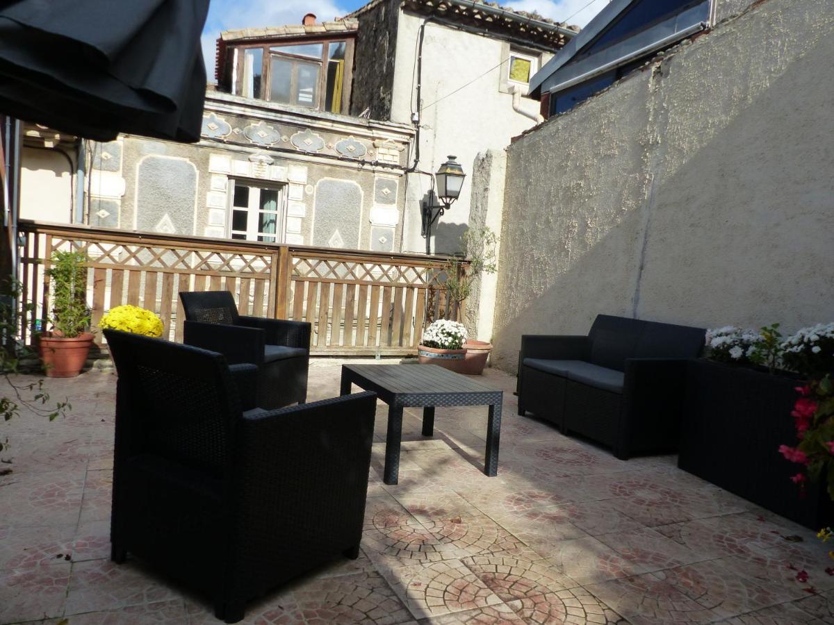 Maison Des Remparts Nichee Sous La Cite 卡尔卡松 外观 照片